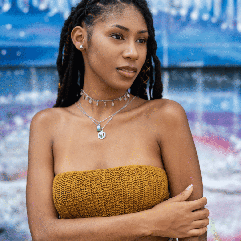 Bandoo Salon & Spa - Instant Locs​​​​​​ - Loc Services