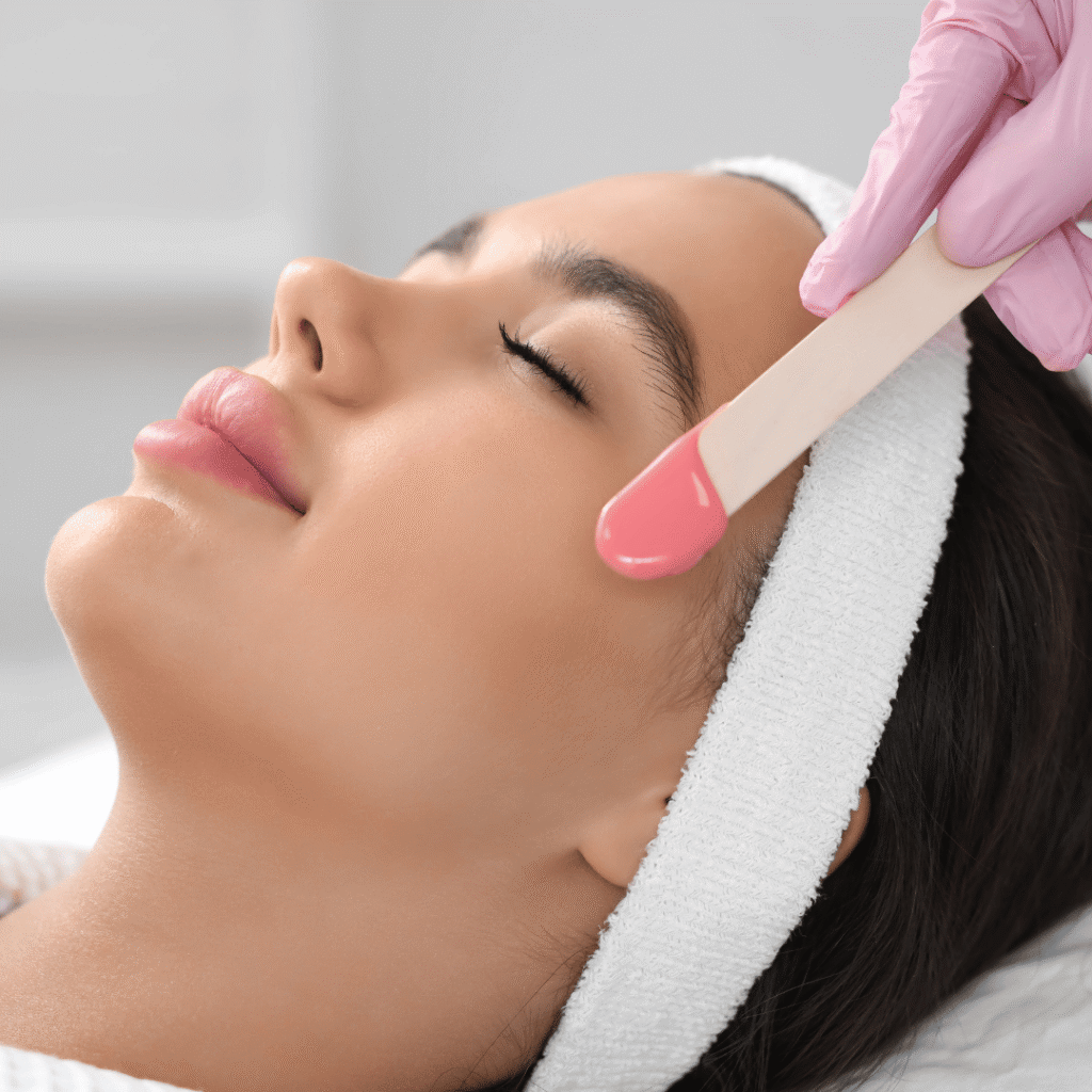 Bandoo Salon & Spa - Relaxer Retouch​​ - Chemical Services